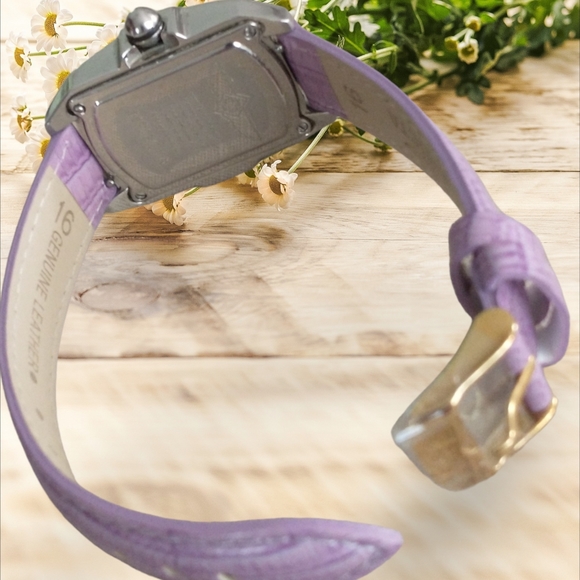 Invicta Special Edition Ladies Watch - Picture 5 of 12